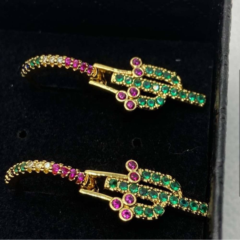 Parrot Rhinestone Tassel Earrings - Picture 5 of 7
